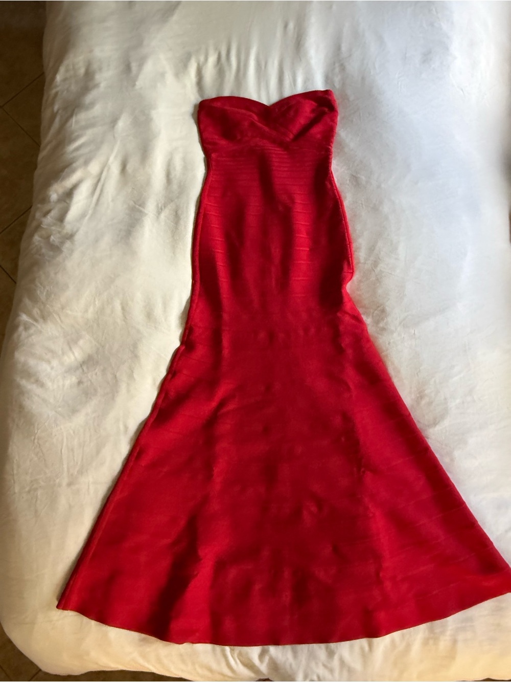 HERVE LEGER PARIS The Sara Gown brand new never worn